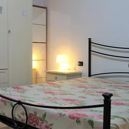 Casa Violetta Apartment *